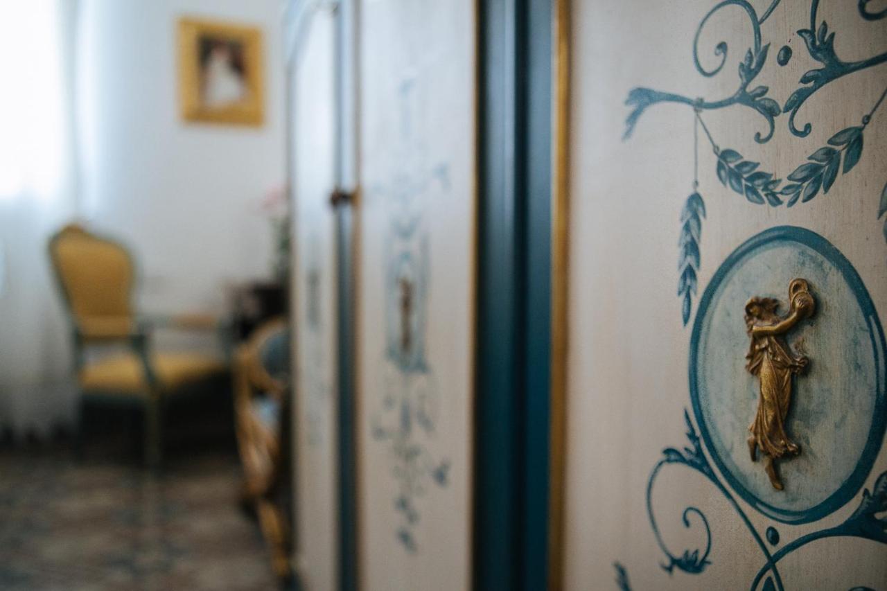 Domus Socolatae Residenza D'Epoca Charming B&B - Adults Only Follonica Exterior foto