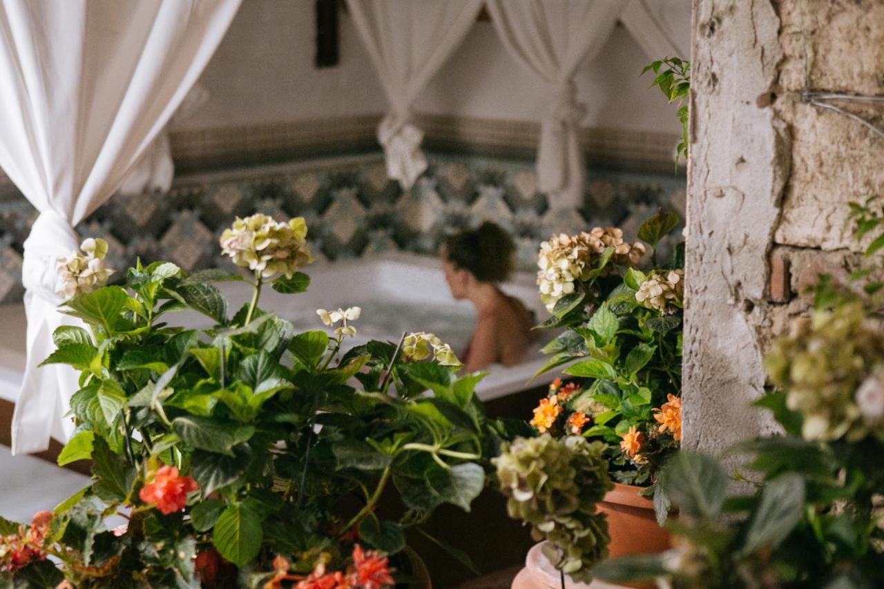 Domus Socolatae Residenza D'Epoca Charming B&B - Adults Only Follonica Exterior foto