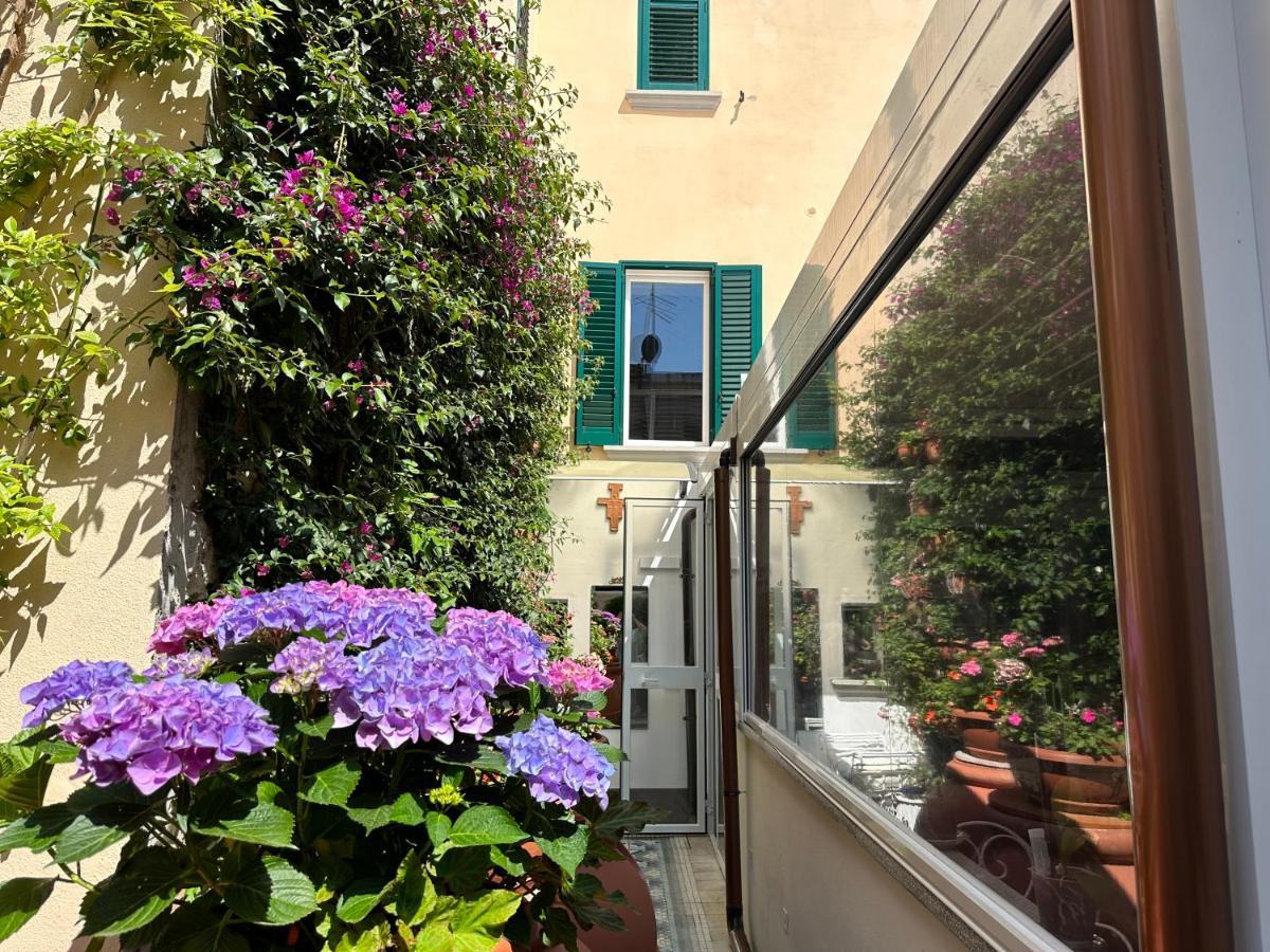 Domus Socolatae Residenza D'Epoca Charming B&B - Adults Only Follonica Exterior foto